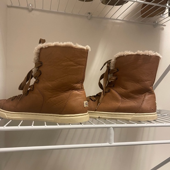 Ugg high top sneakers - Picture 3 of 5